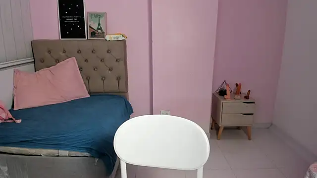 Snapshot of lauren_rios7 chatting on 10.09.25 lauren rios7 online show from 10.09.25