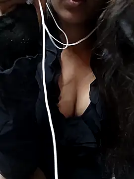 Snapshot of Sanjana-Mehar chatting on 10.14.25 Sanjana-Mehar online show from 10.14.25