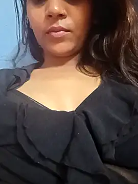 Snapshot of Sanjana-Mehar chatting on 10.31.25 Sanjana-Mehar online show from 10.31.25