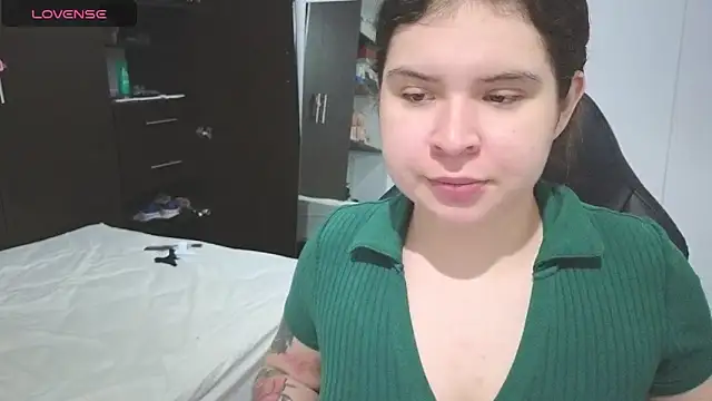 mandy renzon1  online show from 10.14.25
