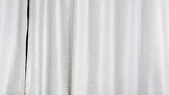 Snapshot of LexyRobert chatting on 02.04.25 LexyRobert online show from 02.04.25