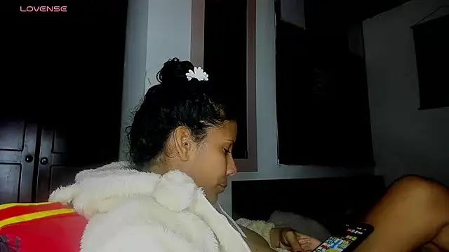 Snapshot of Nenita_Hot_ chatting on 10.03.25 Nenita Hot online show from 10.03.25