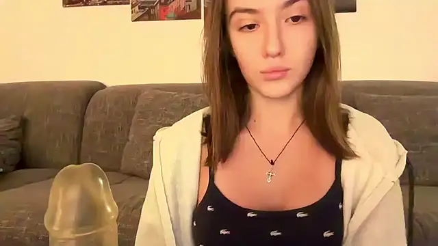 Snapshot of EmilyWi_ chatting on 09.26.25 EmilyWi online show from 09.26.25