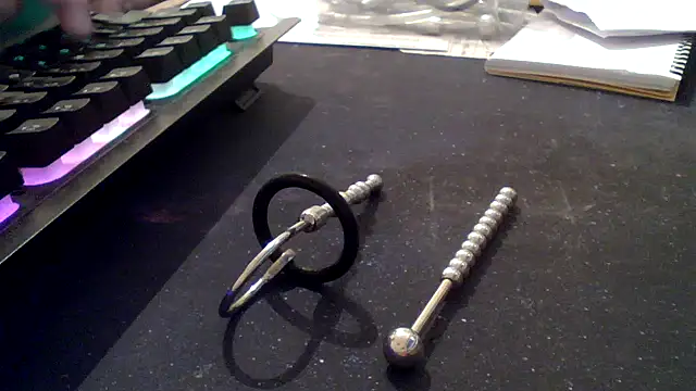 Snapshot of scot2bu chatting on 11.11.25 scot2bu online show from 11.11.25