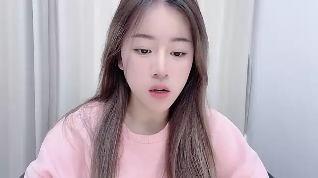 Snapshot of chloe-01 chatting on 01.18.25 chloe-01 online show from 01.18.25