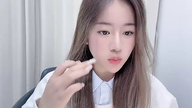 Snapshot of chloe-01 chatting on 01.22.25 chloe-01 online show from 01.22.25