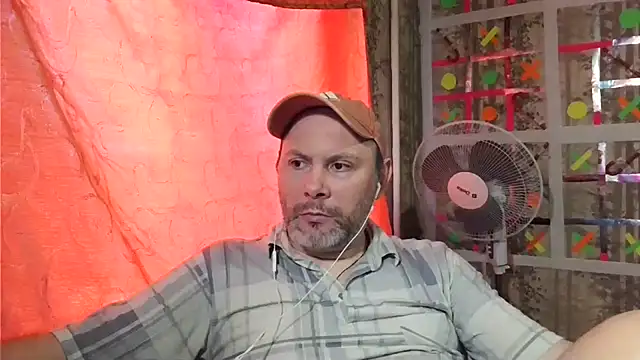 Snapshot of AgnichBan chatting on 01.16.25 AgnichBan online show from 01.16.25