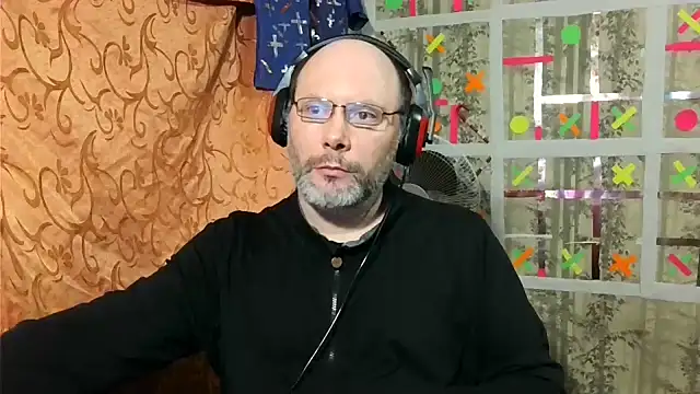 Snapshot of AgnichBan chatting on 01.20.25 AgnichBan online show from 01.20.25