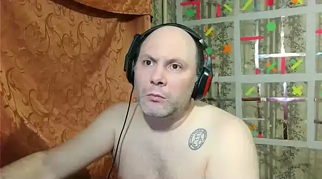 Snapshot of AgnichBan chatting on 01.28.25 AgnichBan online show from 01.28.25