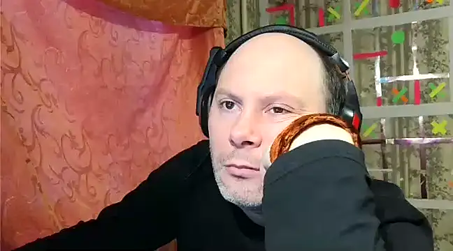 Snapshot of AgnichBan chatting on 01.30.25 AgnichBan online show from 01.30.25