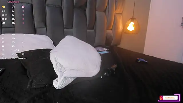 Snapshot of Lorena_Vieira_ chatting on 03.18.25 Lorena Vieira  online show from 03.18.25