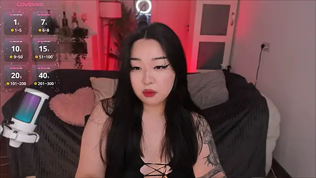 Snapshot of mei_honey_ chatting on 09.19.25 mei honey  online show from 09.19.25