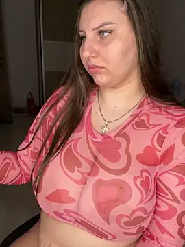 Snapshot of KarinaCelinne chatting on 11.12.25 KarinaCelinne online show from 11.12.25