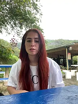 Snapshot of HannaSmiith chatting on 01.27.25 HannaSmiith online show from 01.27.25