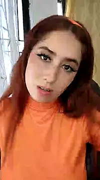Snapshot of HannaSmiith chatting on 02.01.25 HannaSmiith online show from 02.01.25