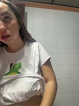Snapshot of HannaSmiith chatting on 02.03.25 HannaSmiith online show from 02.03.25