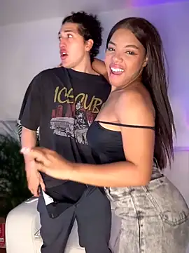 Snapshot of tiana_nave chatting on 09.17.25 tiana nave online show from 09.17.25