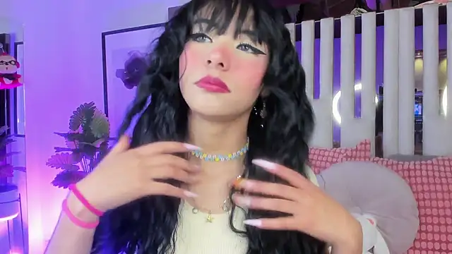 Snapshot of Kitty_Eliffe chatting on 10.16.25 Kitty Eliffe online show from 10.16.25