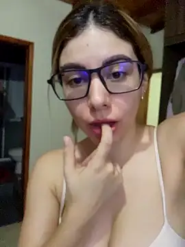 ARIA SUGARUB online show from 12.21.24