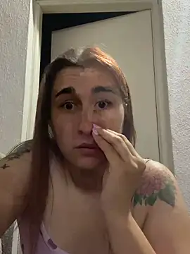 Snapshot of Constanzahud chatting on 09.20.25 Constanzahud online show from 09.20.25