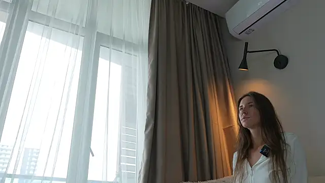 Snapshot of Pelagy chatting on 09.20.25 Pelagy online show from 09.20.25