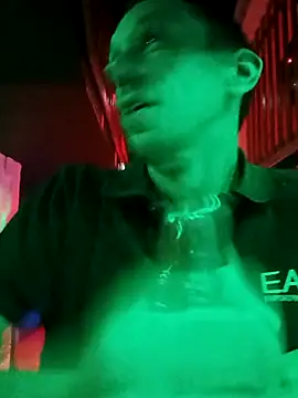 Snapshot of mika11100 chatting on 10.16.25 mika11100 online show from 10.16.25