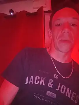 Snapshot of mika11100 chatting on 11.03.25 mika11100 online show from 11.03.25