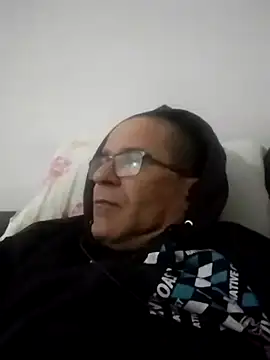 Snapshot of barboza991 chatting on 10.10.25 barboza991 online show from 10.10.25