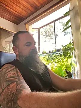 Snapshot of charlesVidal chatting on 02.23.25 charlesVidal online show from 02.23.25