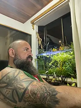 Snapshot of charlesVidal chatting on 03.12.25 charlesVidal online show from 03.12.25