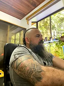 Snapshot of charlesVidal chatting on 10.13.25 charlesVidal online show from 10.13.25