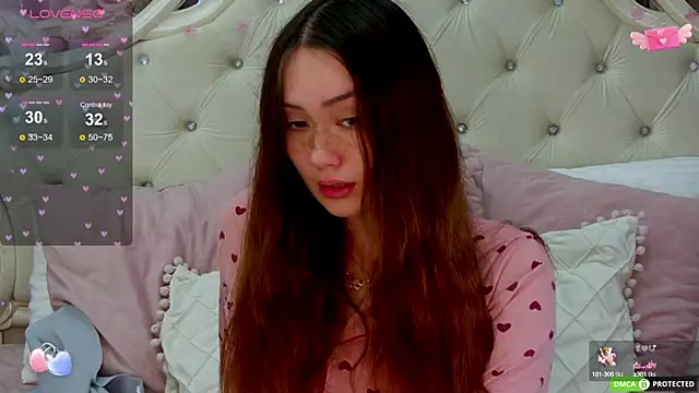 MiriaamWhite online show from 09.28.25