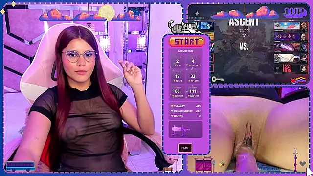 Snapshot of Sara-Hill chatting on 12.09.24 Sara-Hill online show from 12.09.24