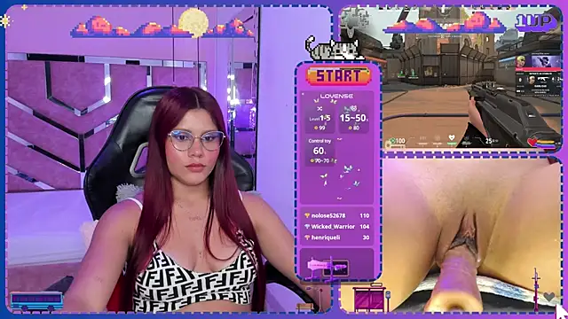 Snapshot of Sara-Hill chatting on 12.16.24 Sara-Hill online show from 12.16.24