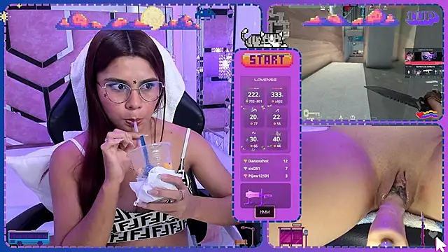 Snapshot of Sara-Hill chatting on 01.04.25 Sara-Hill online show from 01.04.25