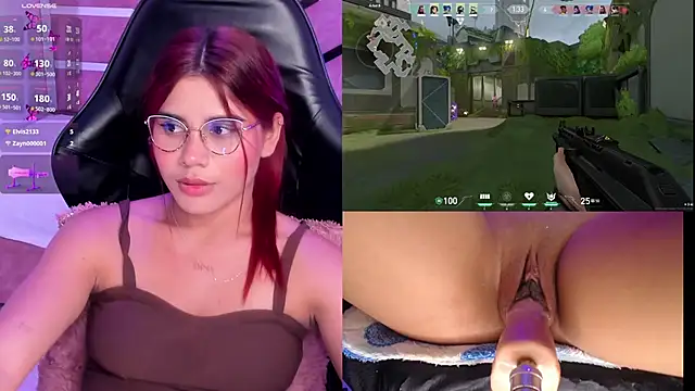 Snapshot of Sara-Hill chatting on 02.18.25 Sara-Hill online show from 02.18.25