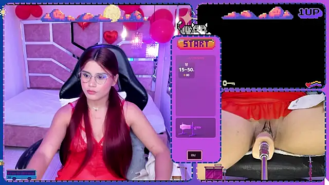 Snapshot of Sara-Hill chatting on 02.26.25 Sara-Hill online show from 02.26.25