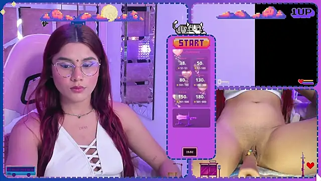 Snapshot of Sara-Hill chatting on 03.07.25 Sara-Hill online show from 03.07.25