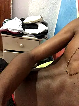 Snapshot of novinhoRJsafado chatting on 09.17.25 novinhoRJsafado online show from 09.17.25