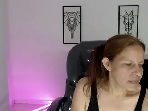 Snapshot of Milf_karlye chatting on 02.22.25 Milf karlye online show from 02.22.25