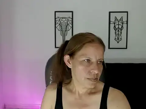 Snapshot of Milf_karlye chatting on 02.22.25 Milf karlye online show from 02.22.25