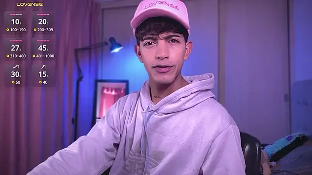 Snapshot of teobowny_ chatting on 01.24.25 teobowny online show from 01.24.25