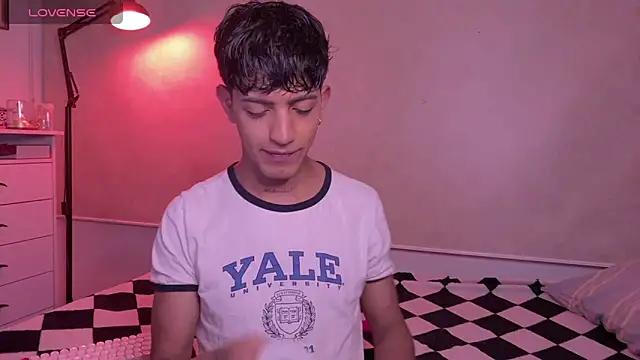 Snapshot of teobowny_ chatting on 10.03.25 teobowny online show from 10.03.25