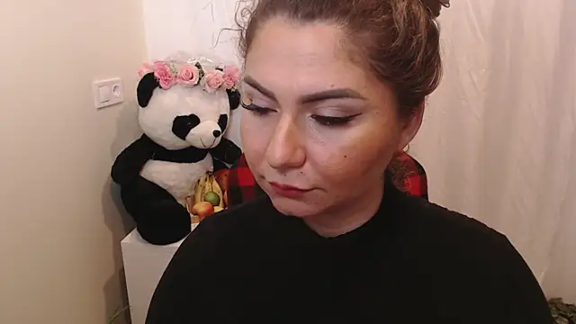 Snapshot of Genesisgems11_ chatting on 01.24.25 Genesisgems11 online show from 01.24.25