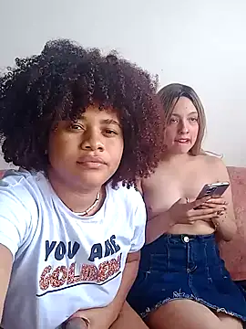 Snapshot of DANIELA_MICHEL chatting on 12.04.24 DANIELA MICHEL online show from 12.04.24