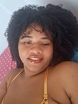 Snapshot of DANIELA_MICHEL chatting on 01.31.25 DANIELA MICHEL online show from 01.31.25