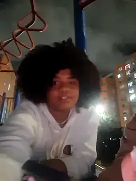 Snapshot of DANIELA_MICHEL chatting on 03.22.25 DANIELA MICHEL online show from 03.22.25