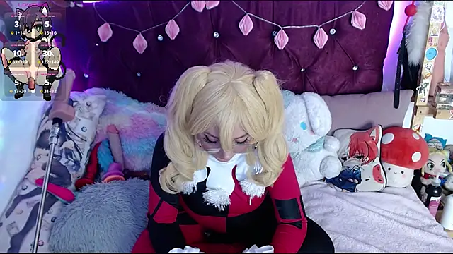 Kitty-Kat  online show from 10.17.25
