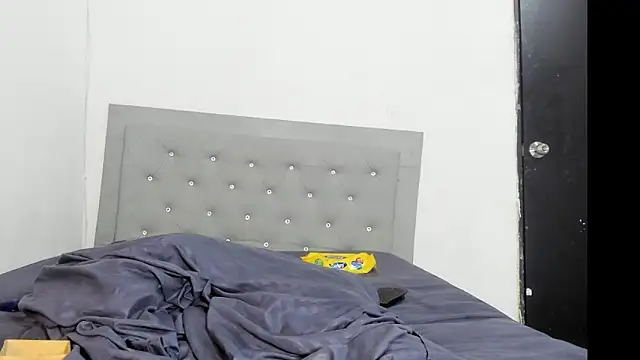 Snapshot of camila_bigcock169 chatting on 03.08.25 camila bigcock169 online show from 03.08.25