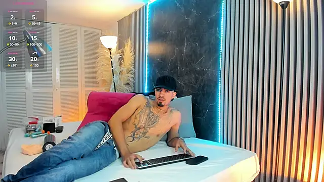 Snapshot of Duriel_ chatting on 01.22.25 Duriel  online show from 01.22.25